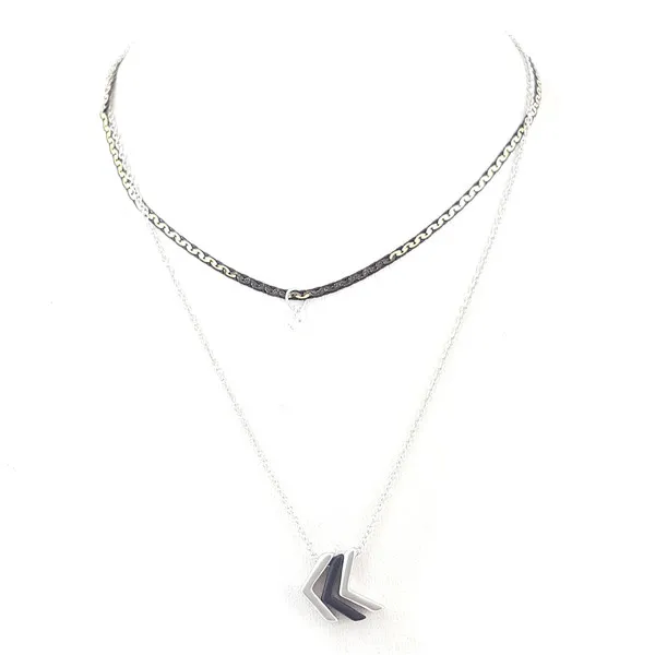 2Tier Arrows Choker