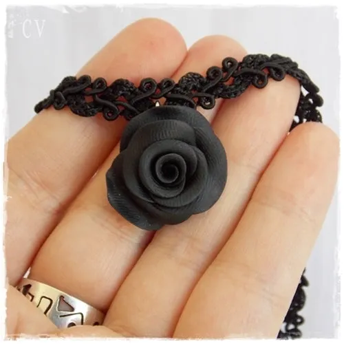 Black Rose Choker