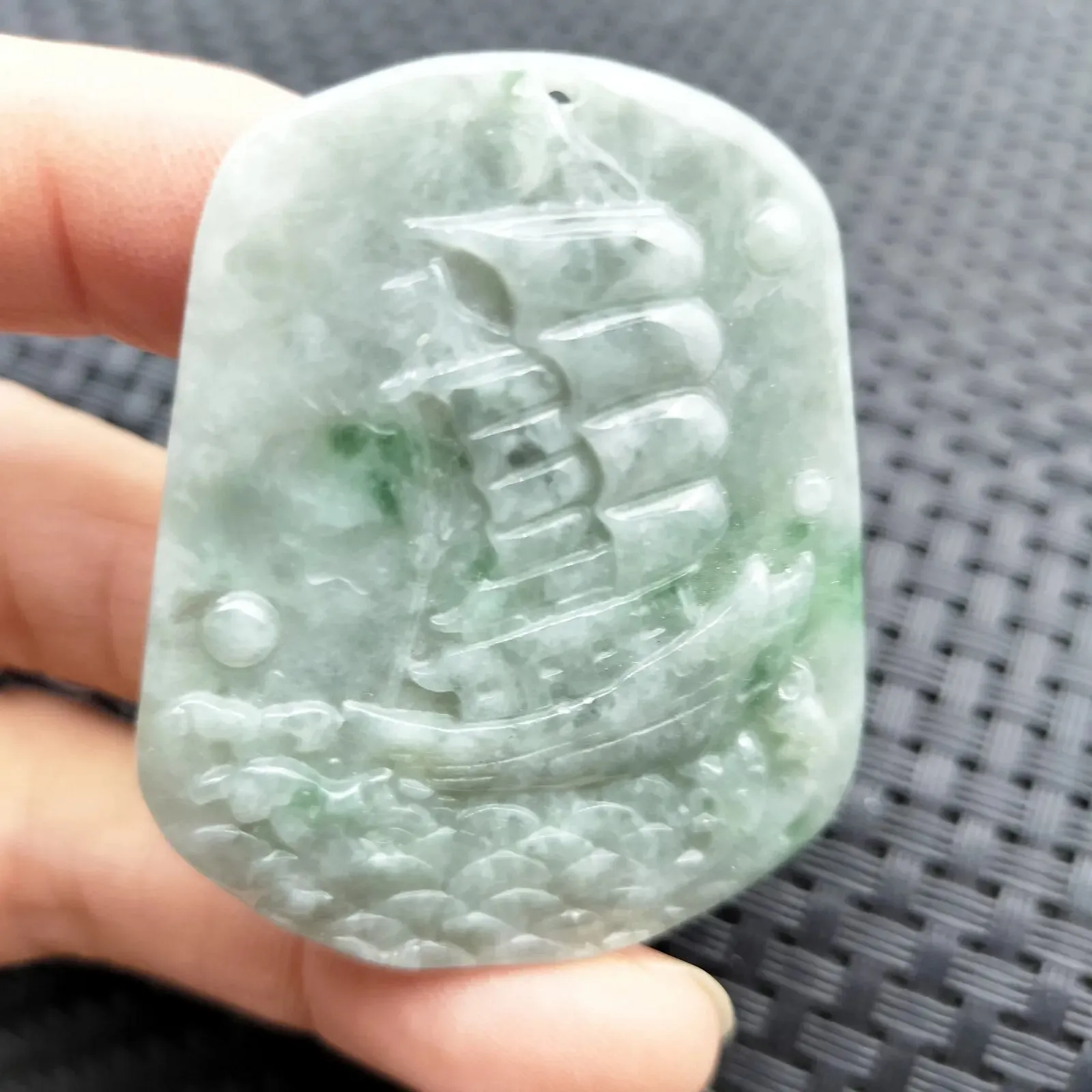 Certified Green Lavender Natural Type A Jade Jadeite Carved Ship Bird Pendant Necklace