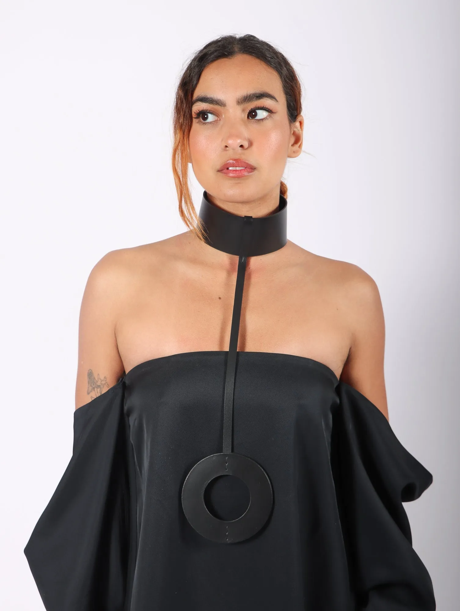 Don Long L Choker in Black by Aumorfia