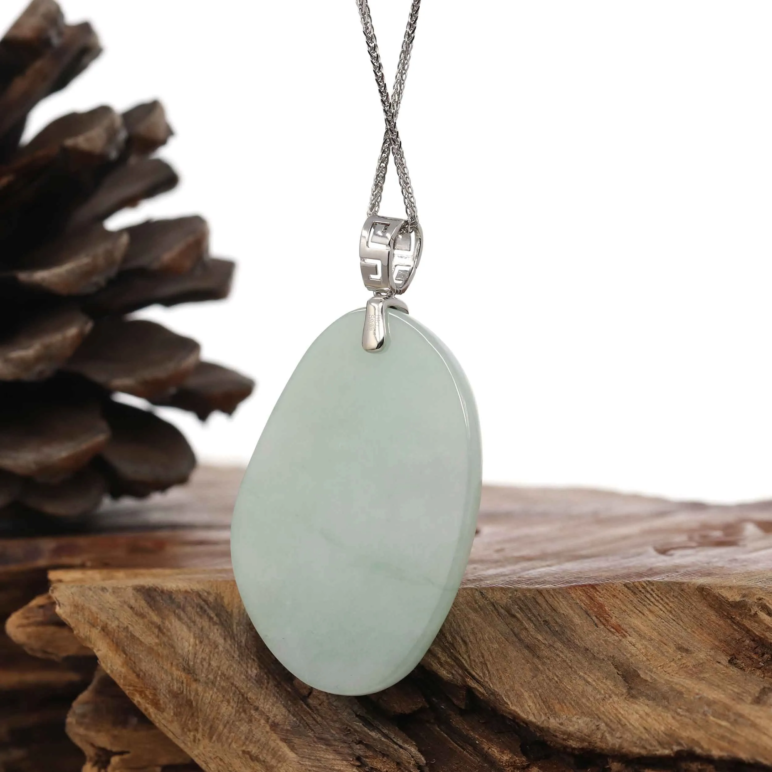 Genuine Burmese light Green Jadeite Jade Guanyin Pendant Necklace