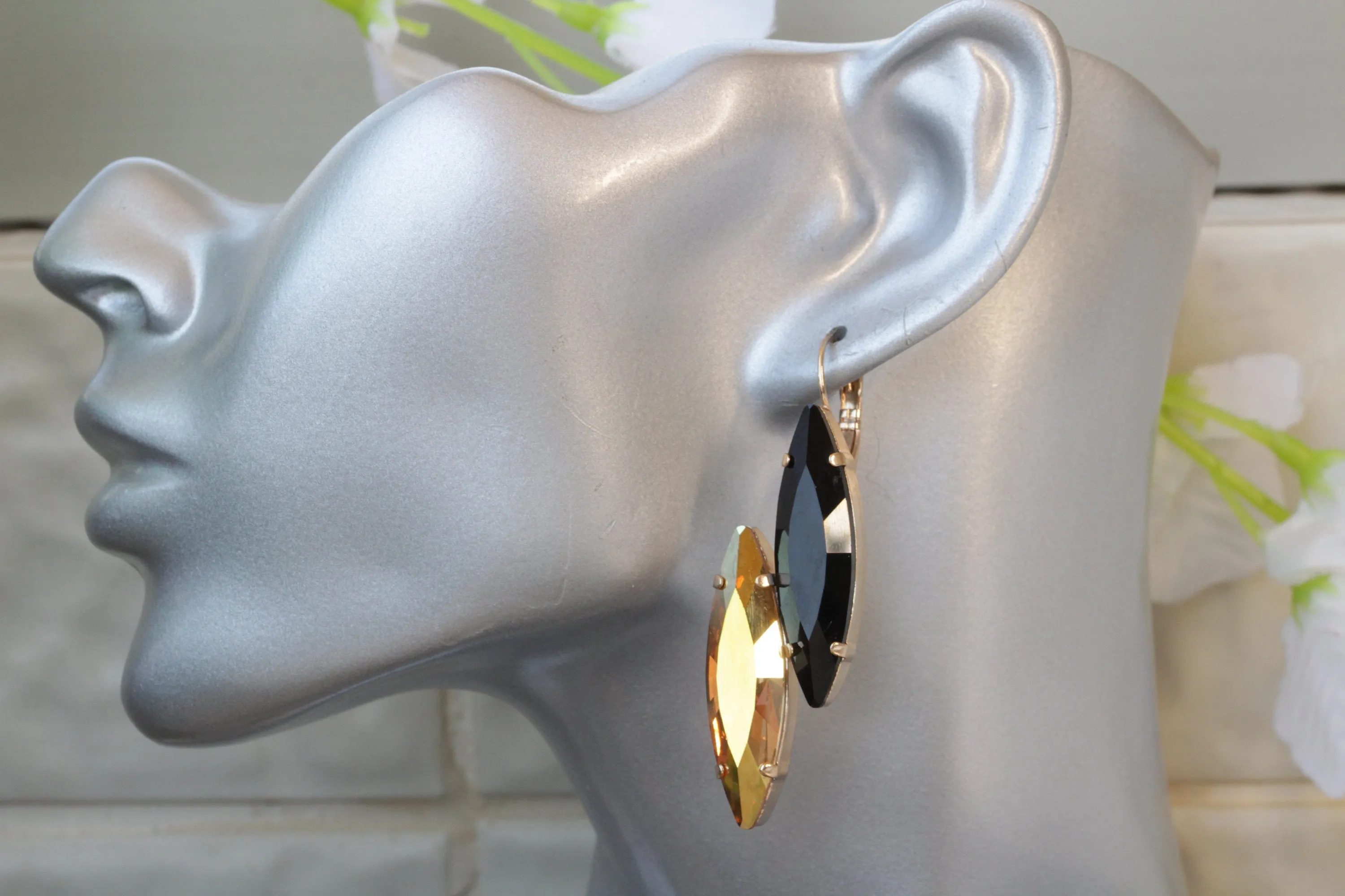 GOLD AND BLACK earrings