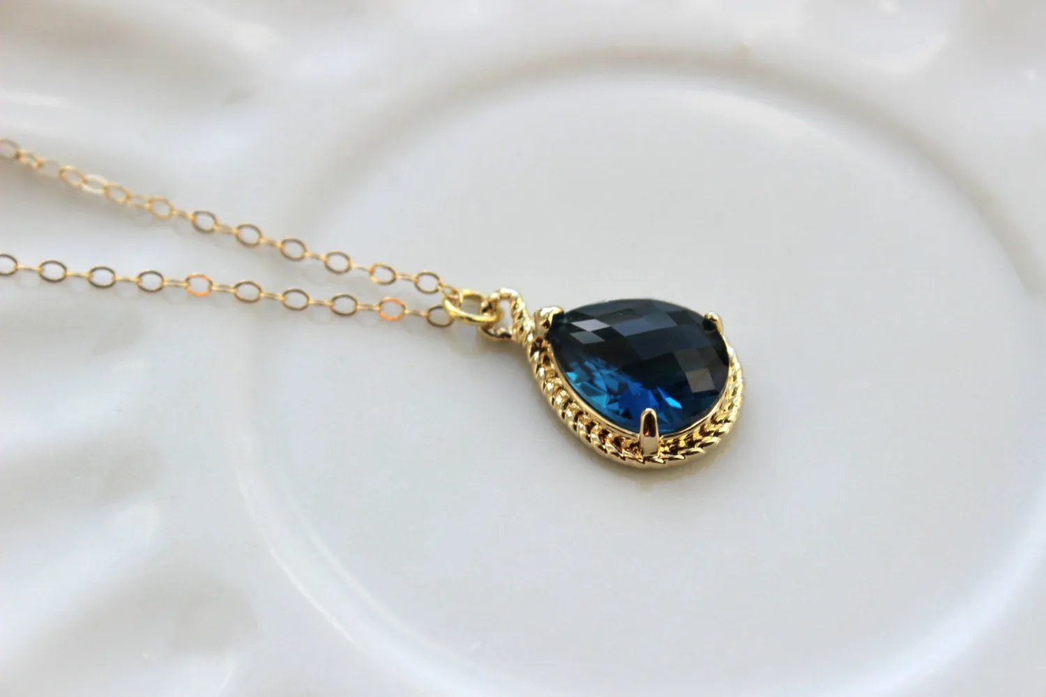 Gold Sapphire Blue Earring Necklace Set Navy Jewelry Set Sapphire Wedding Jewelry Set Bridesmaid Jewelry Bridal Gift Personalized Note Card