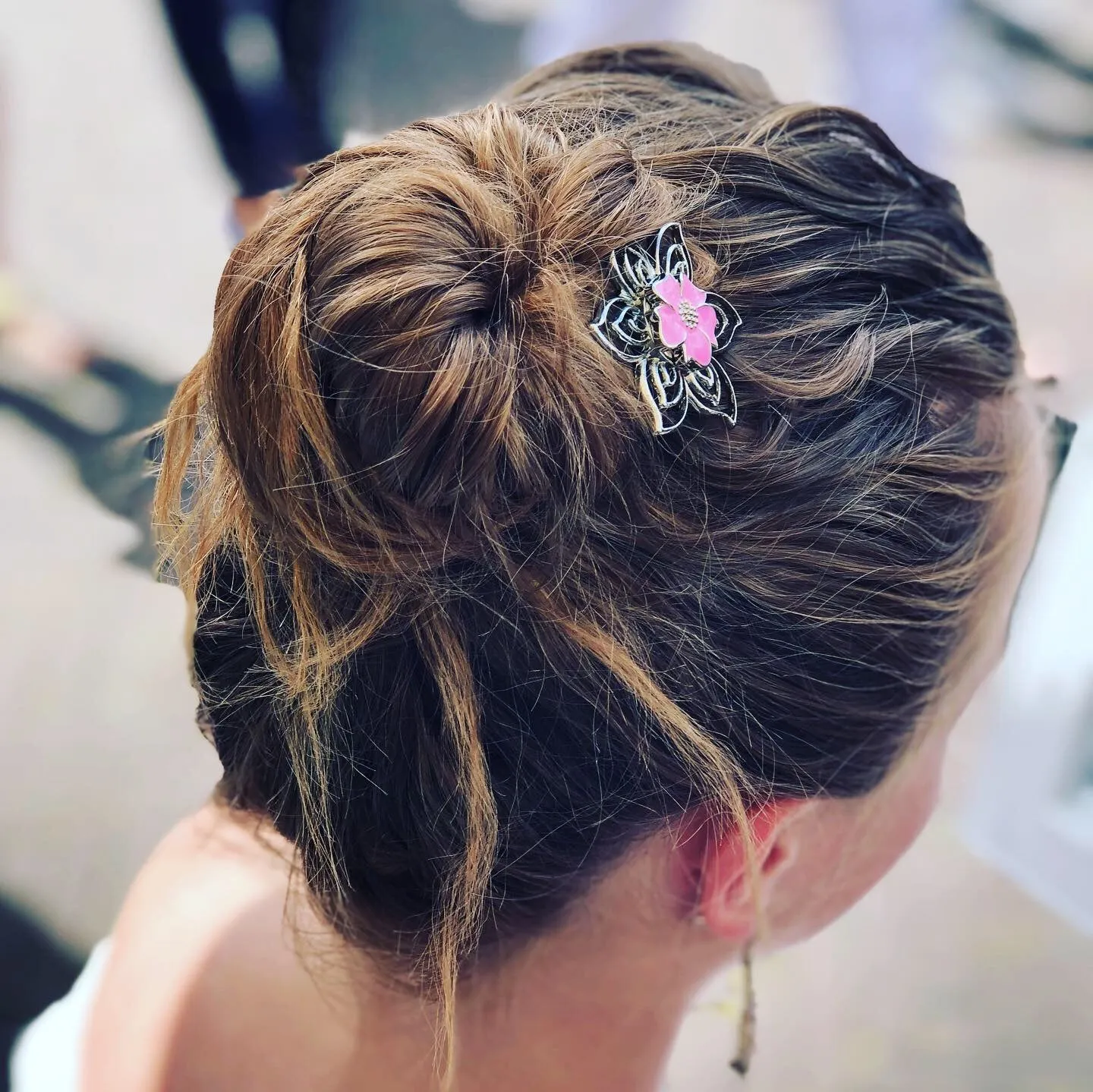 Hairpin Flower incl. 3 gratis buttons naar keuze