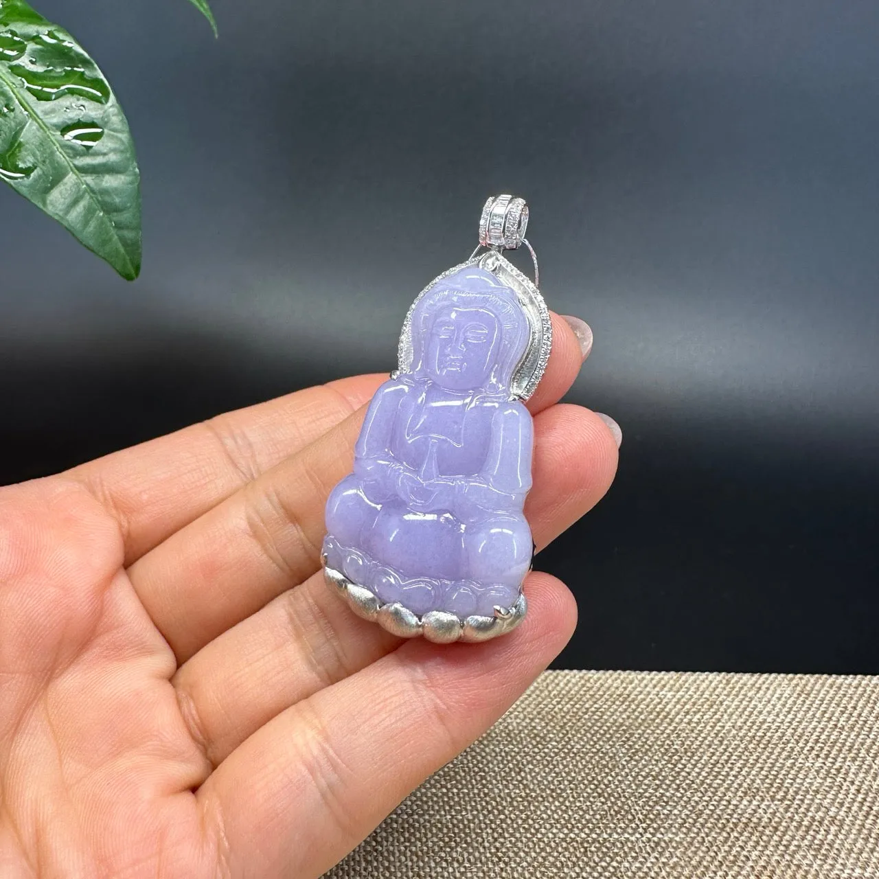 High-end 18K White Gold Burmese Lavender Jadeite Jade Guanyin Pendant with Diamond