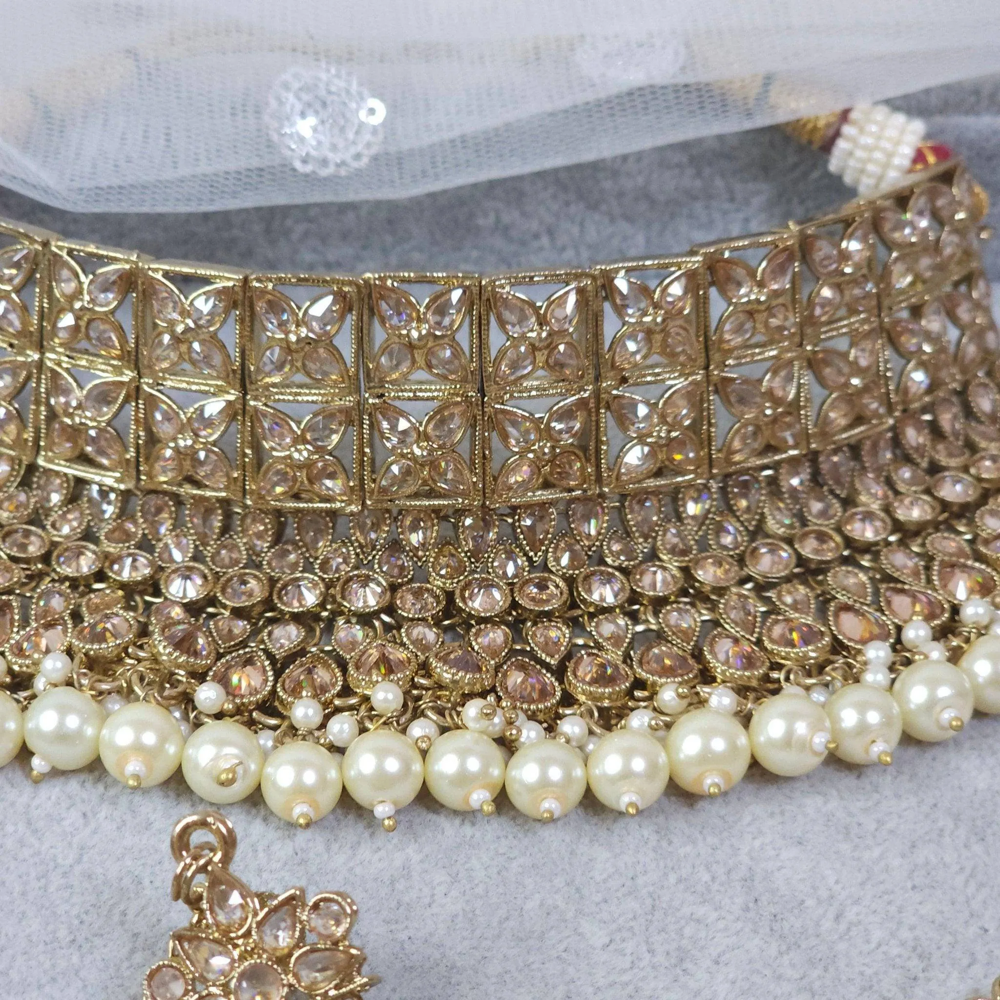 Joyah - Polki Bridal Choker Set