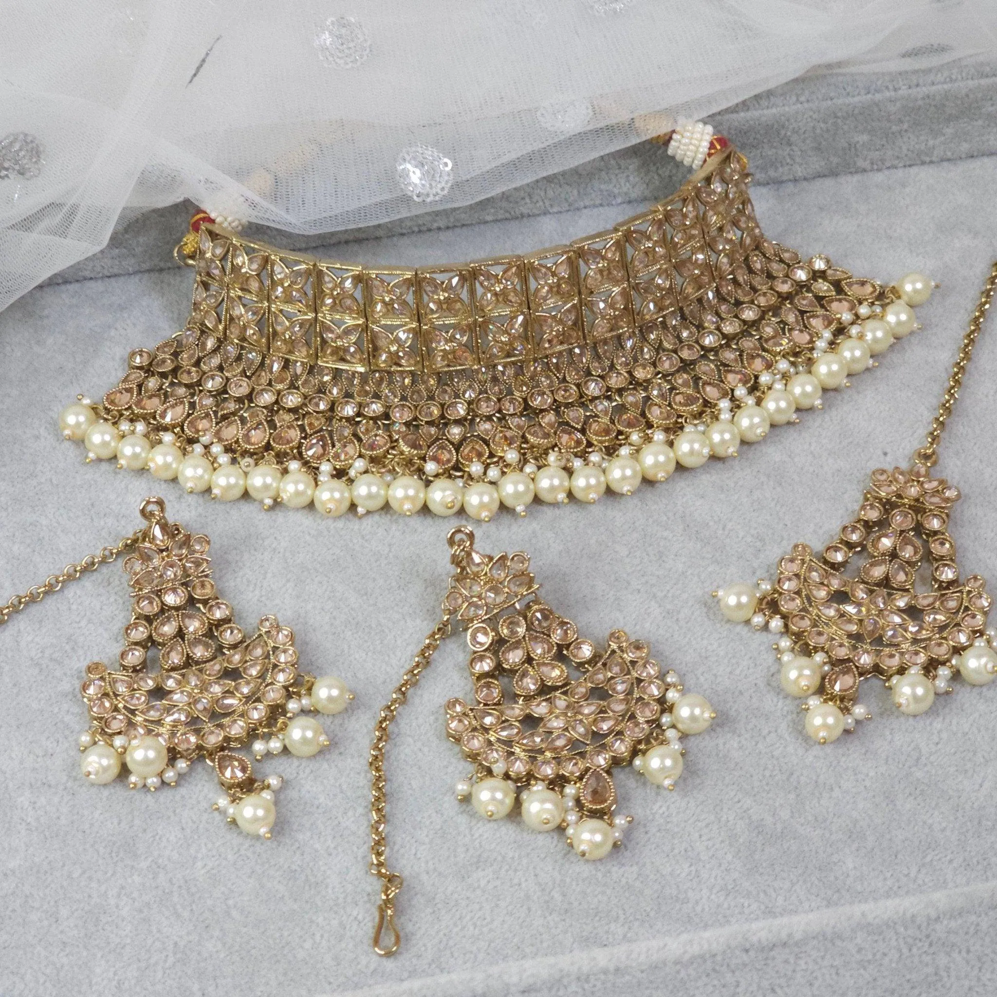 Joyah - Polki Bridal Choker Set