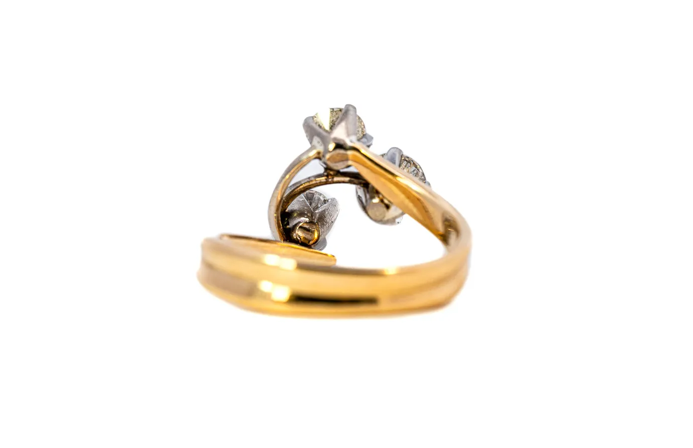 Magnificent 18ct Yellow & White Gold 3-Stone Diamond Ring