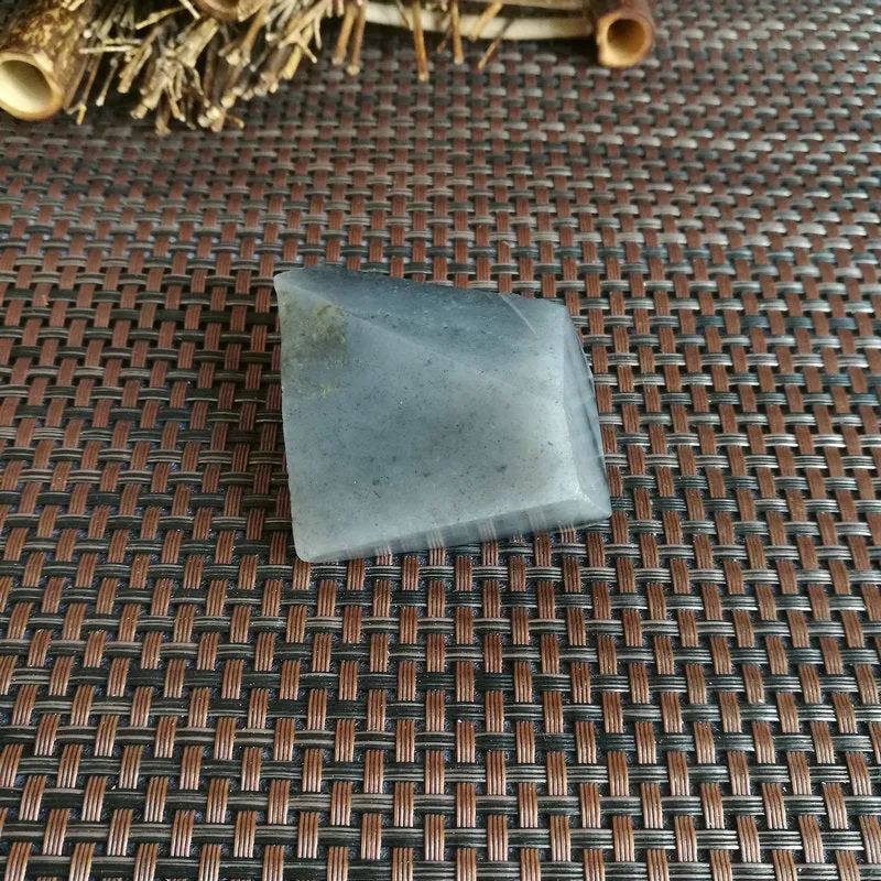 Natural Hetian Jade Rough Nephrite Raw (101g,5X4.5X2.7cm)