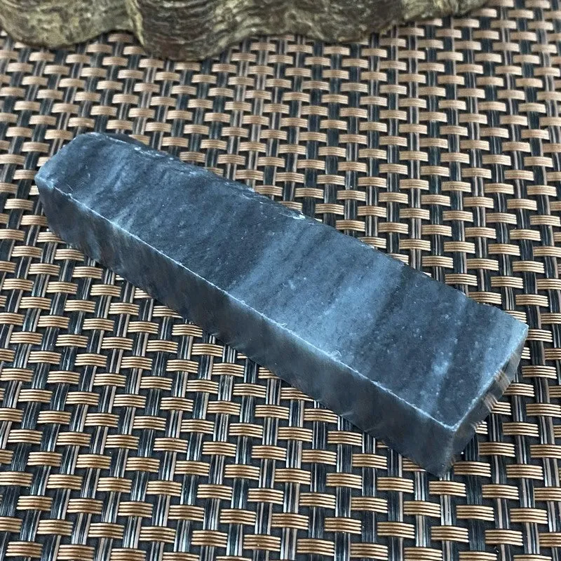 Natural Hetian Jade Rough Nephrite Raw (111g,9.1X2.5X1.7cm)