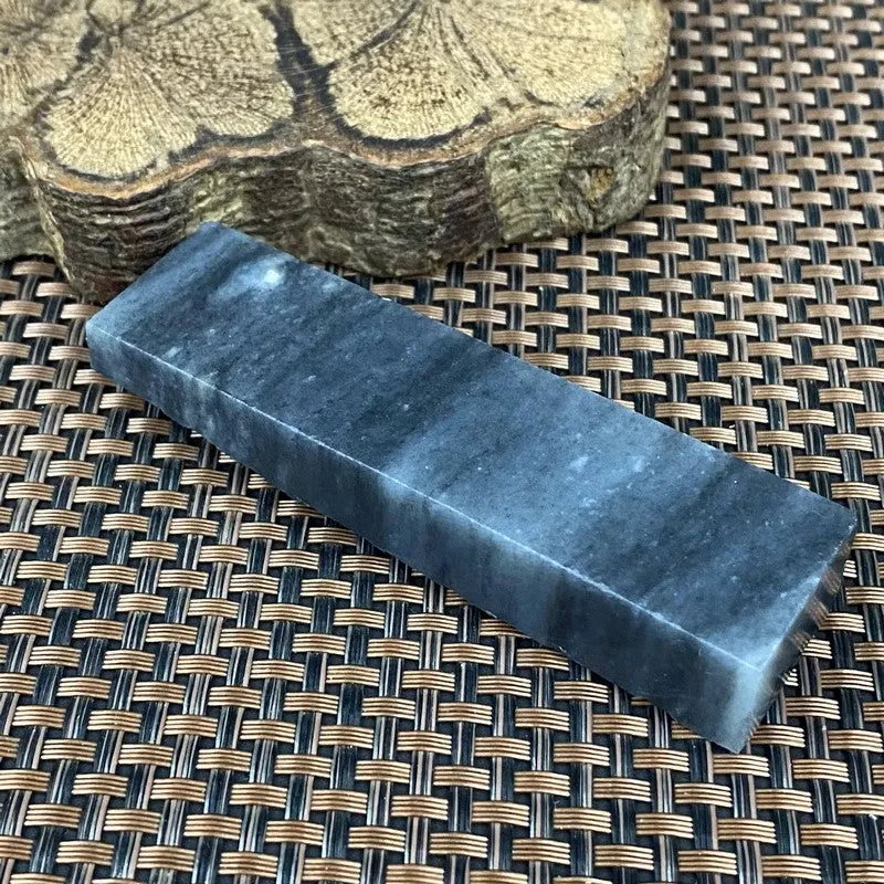 Natural Hetian Jade Rough Nephrite Raw (111g,9.1X2.5X1.7cm)