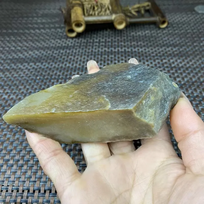 Natural Hetian Jade Rough Nephrite Raw (209g,10.8X5.6X2.8cm)