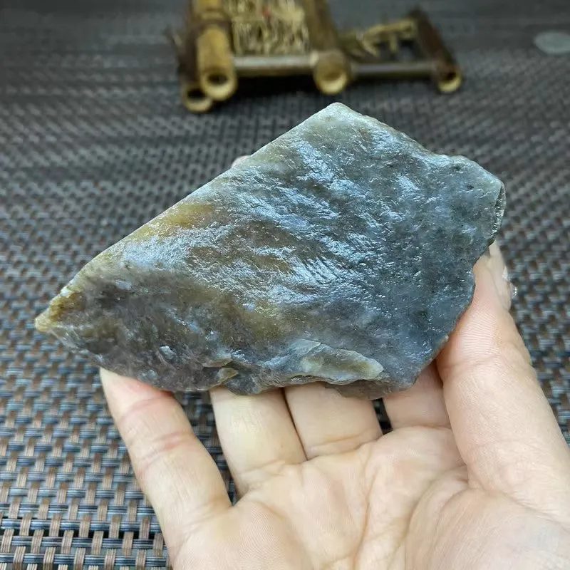 Natural Hetian Jade Rough Nephrite Raw (209g,10.8X5.6X2.8cm)