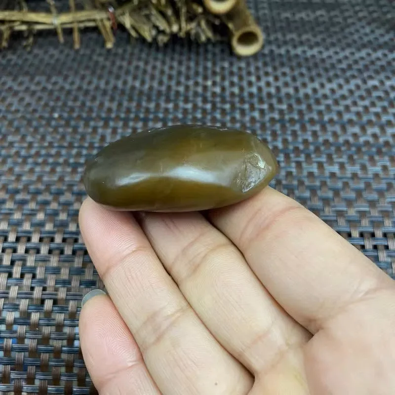 Natural Hetian Jade Rough Nephrite Raw (46g,4.9X3.6X1.6cm)