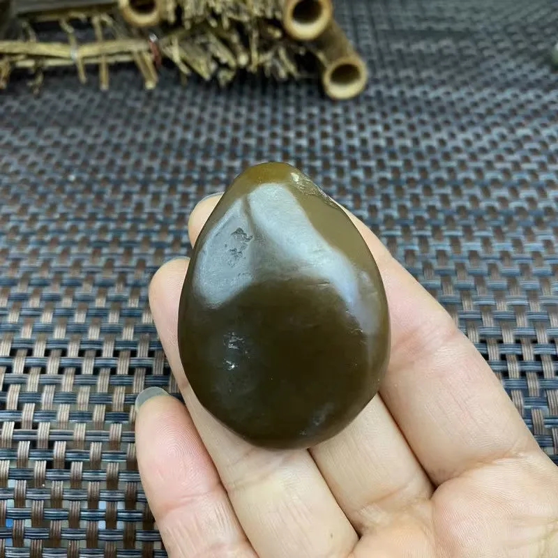 Natural Hetian Jade Rough Nephrite Raw (46g,4.9X3.6X1.6cm)