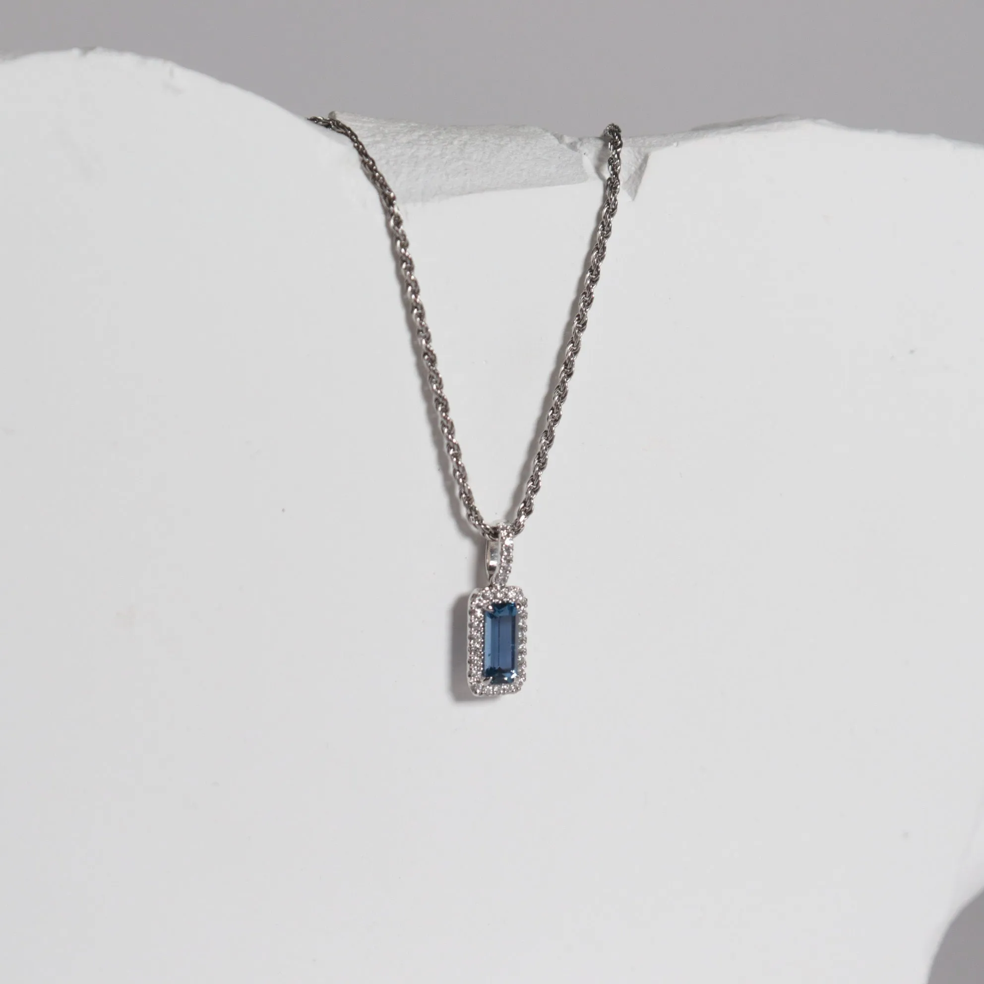 ‘Paige’ Yogo Sapphire Necklace