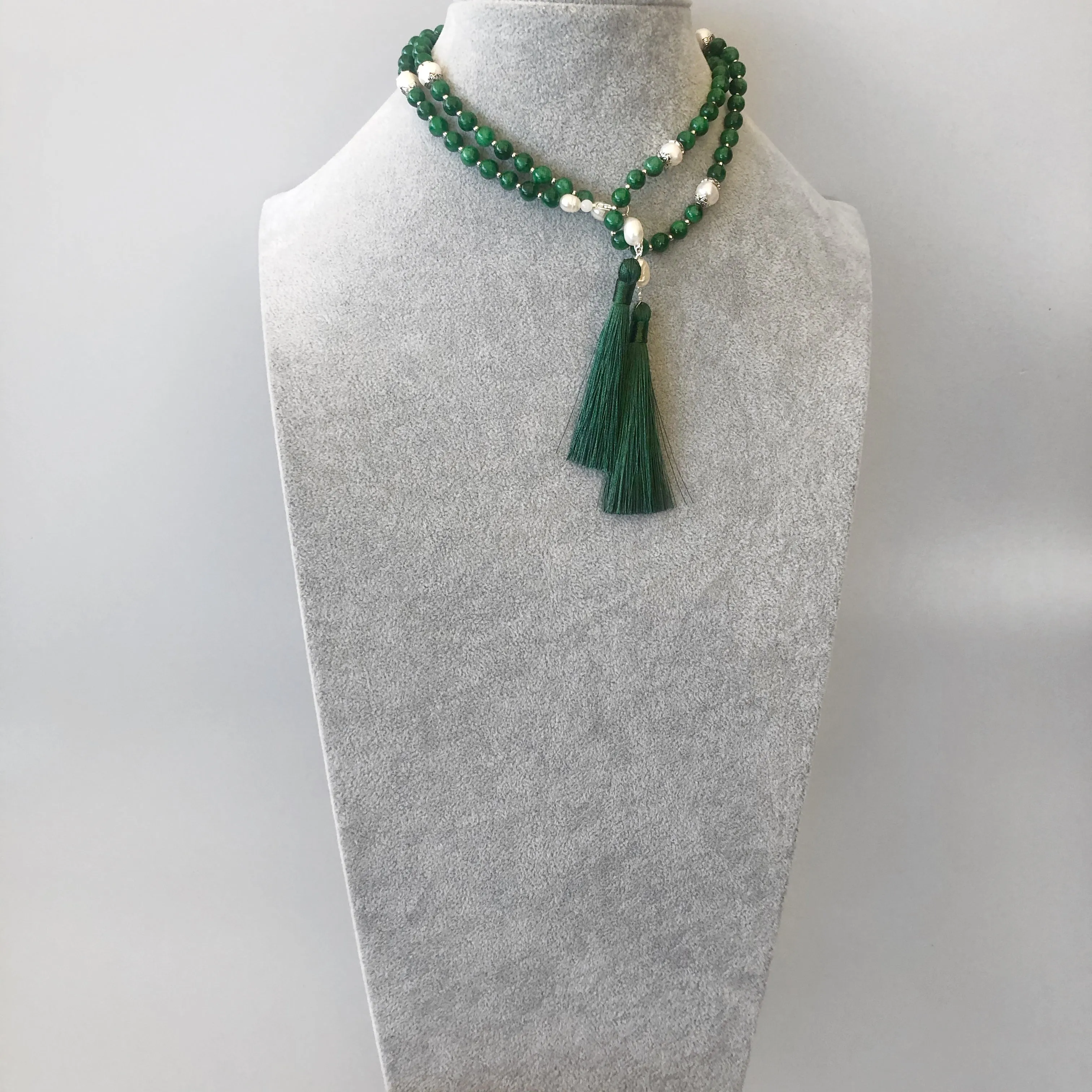 Return to Origin Beaded Jadeite Lariat Green Tassel Necklace Set