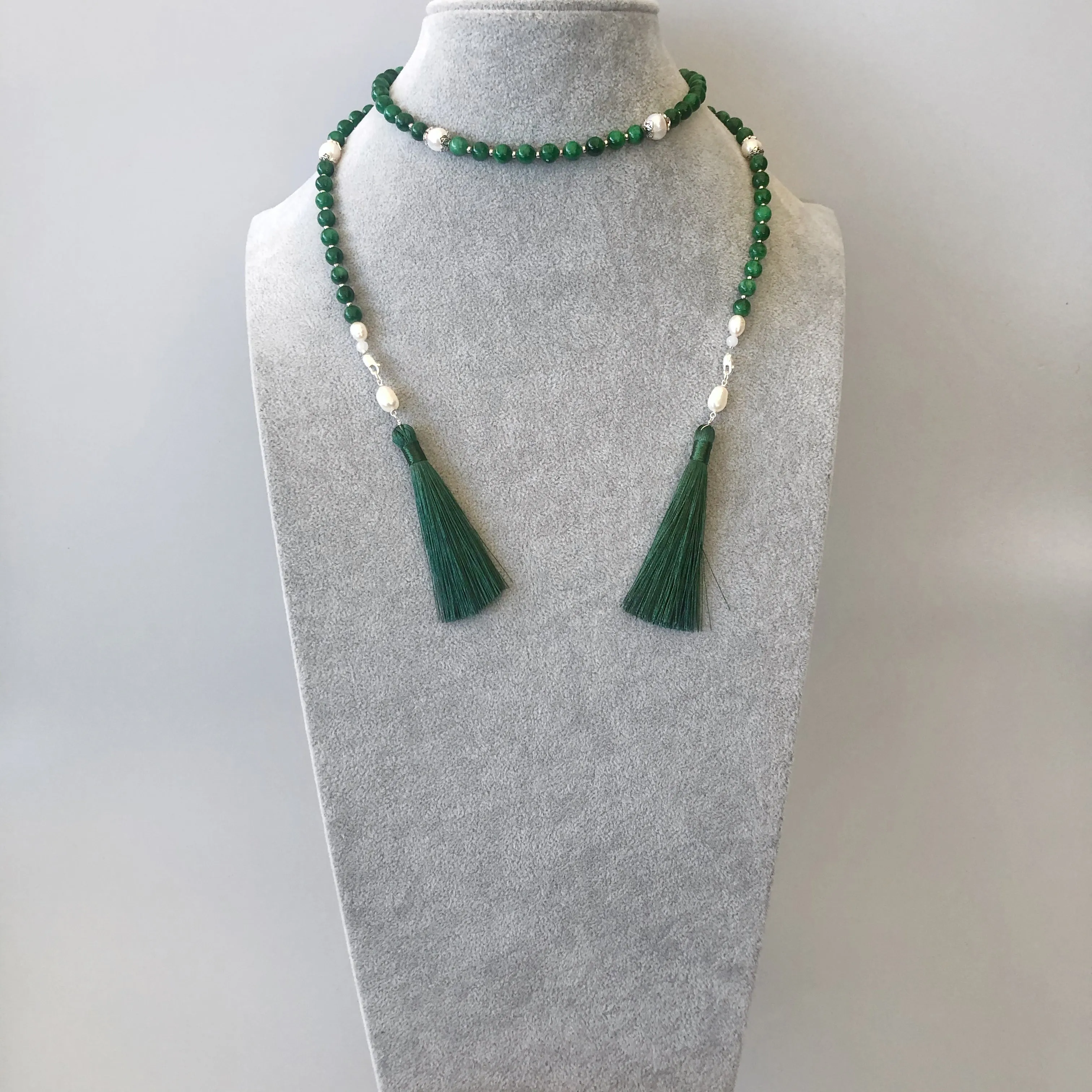 Return to Origin Beaded Jadeite Lariat Green Tassel Necklace Set