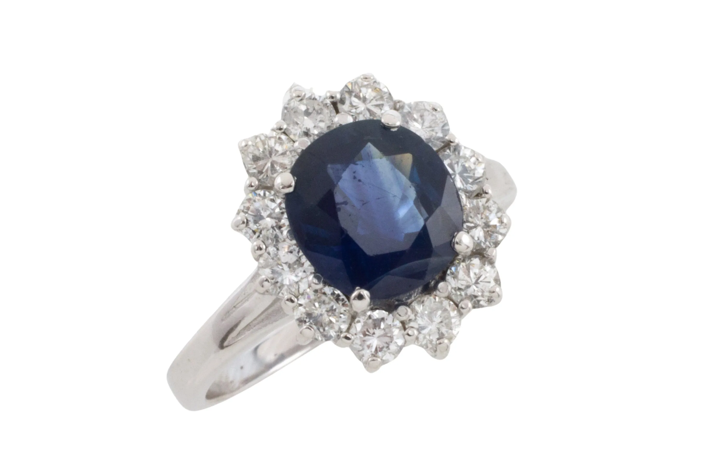 Sapphire and diamond cluster ring in white gold