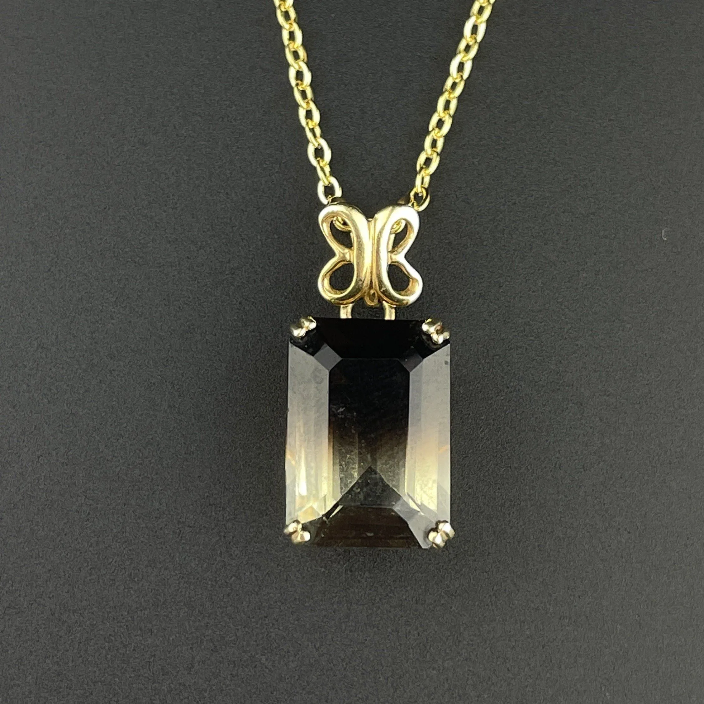 Vintage 14K Gold Emerald Step Cut Graduate Smoky Quartz Pendant Necklace