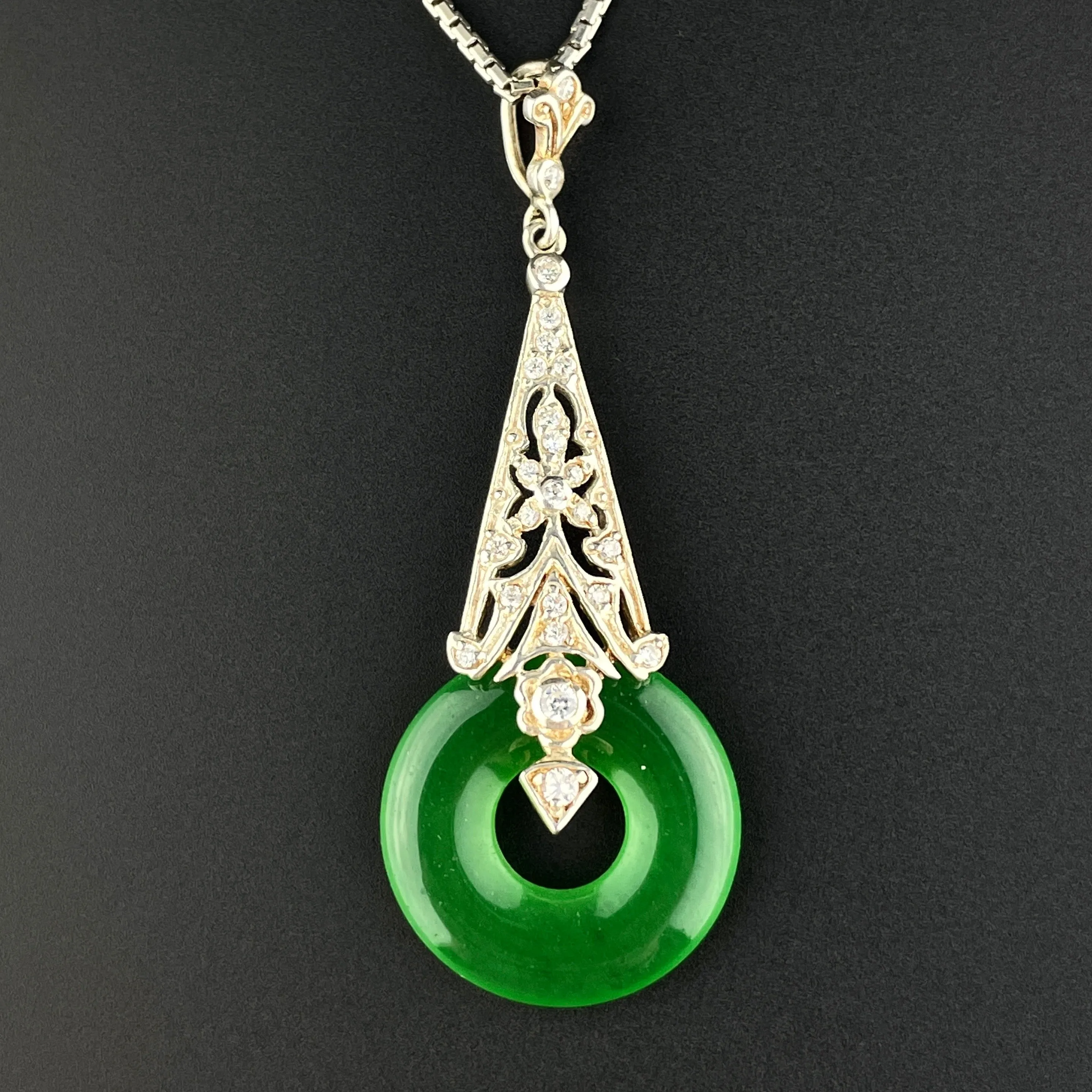 Vintage Art Deco Style Jade Silver Filigree Pendant Necklace